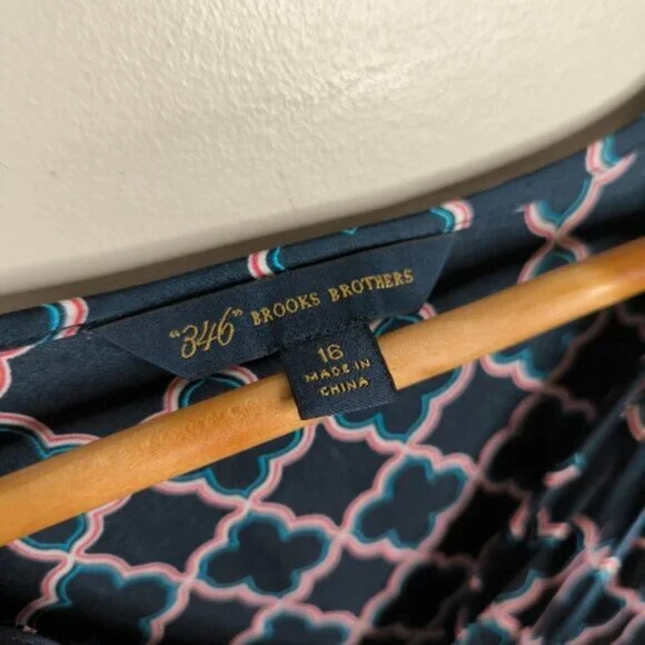 Brooks Brothers Geometric Monogram Preppy Quiet Luxury Old Money Top Blouse 16 - Picture 3 of 8